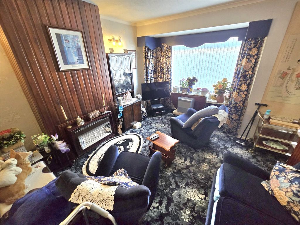 Property photo 3 of 14 Picture No. 12