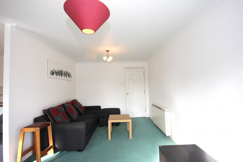 Property photo 2 of 6