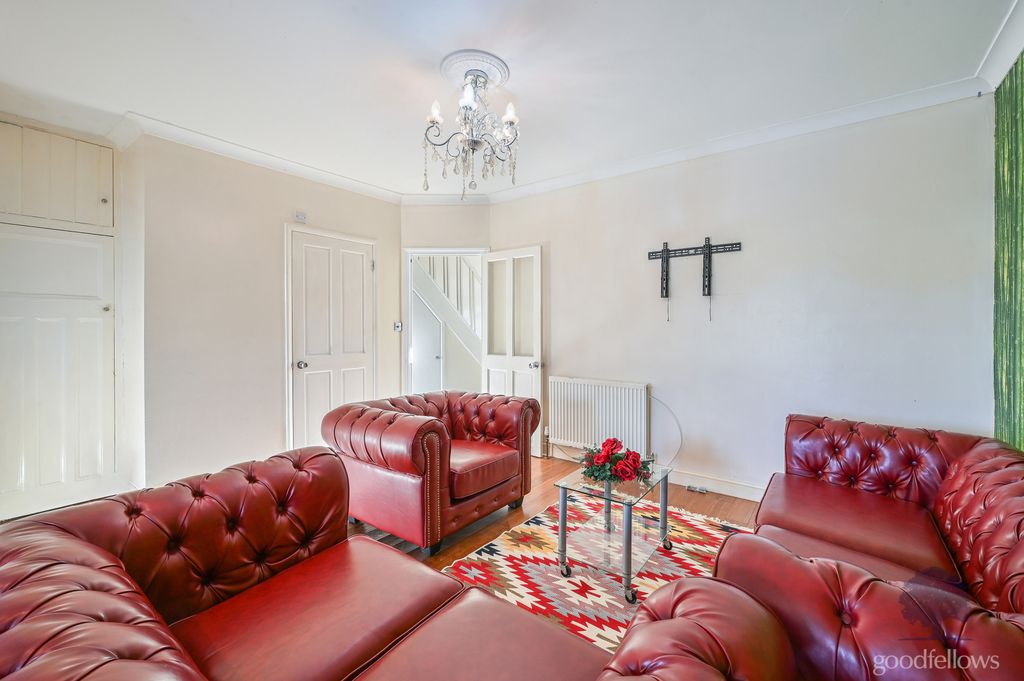 Property photo 3 of 13 Picture No. 16