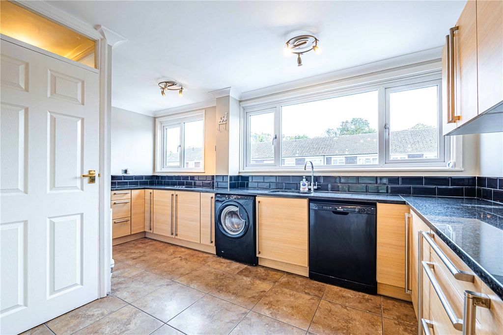 Property photo 3 of 27 Picture No. 64