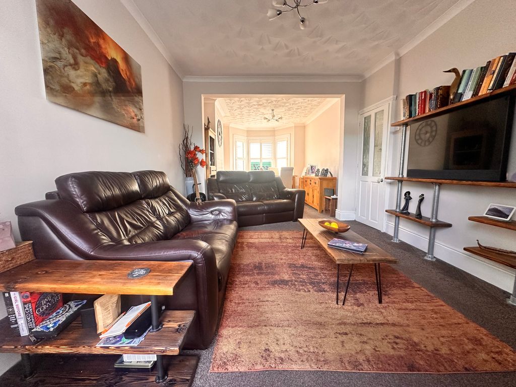 Property photo 2 of 23 Img_0128