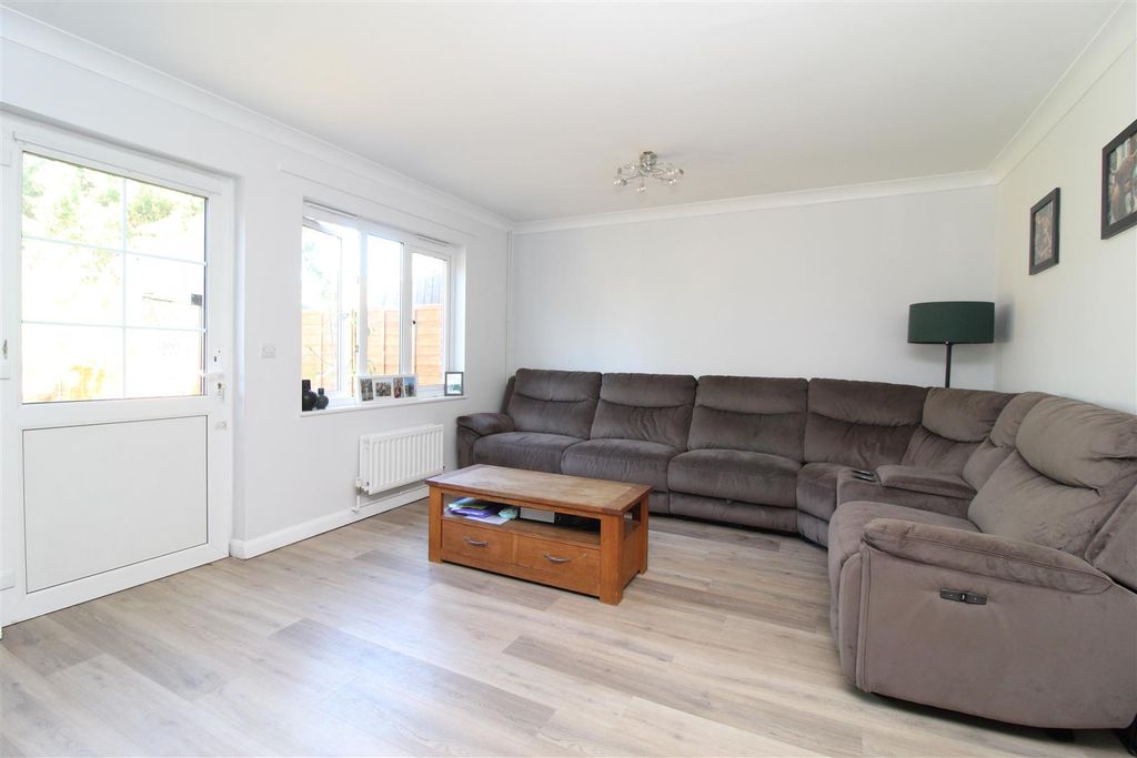 Property photo 3 of 23 Img_5557.Jpg