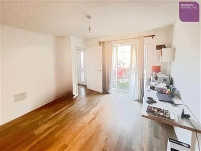 Property photo 2 of 9 Lounge 2