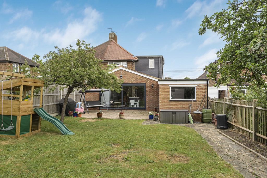 Property photo 3 of 18