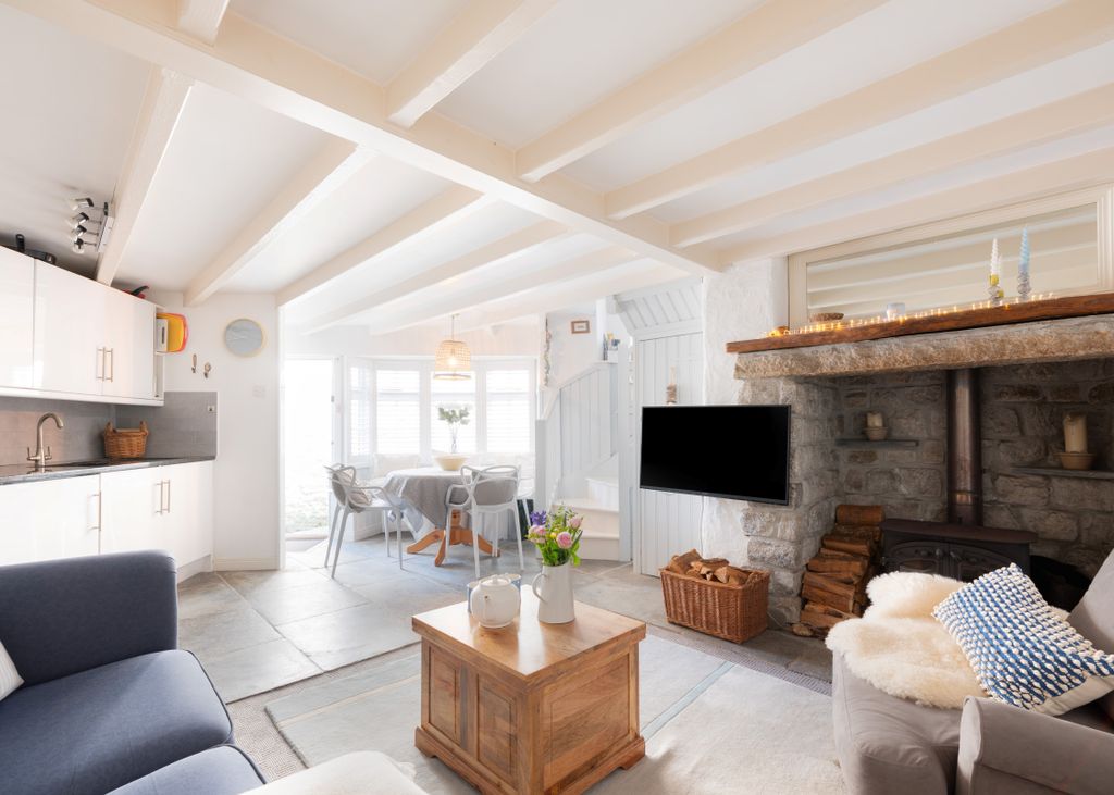 Property photo 1 of 10 Seagull Cottage