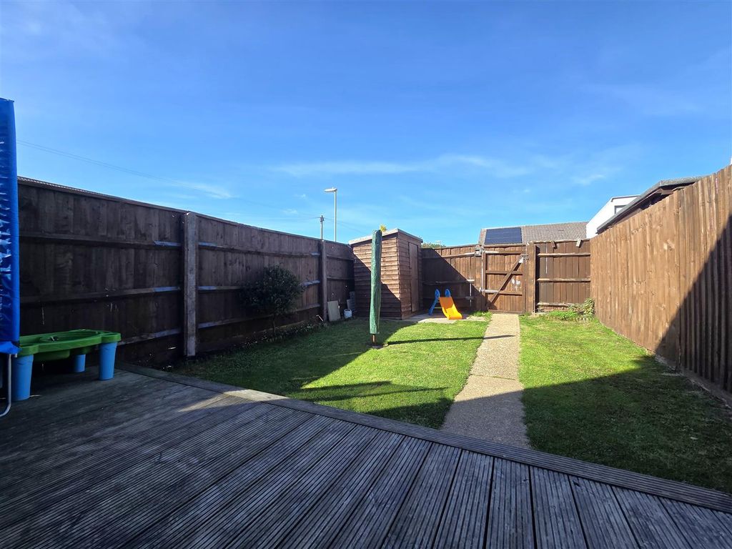 Property photo 2 of 11 20250925_111610.Jpg