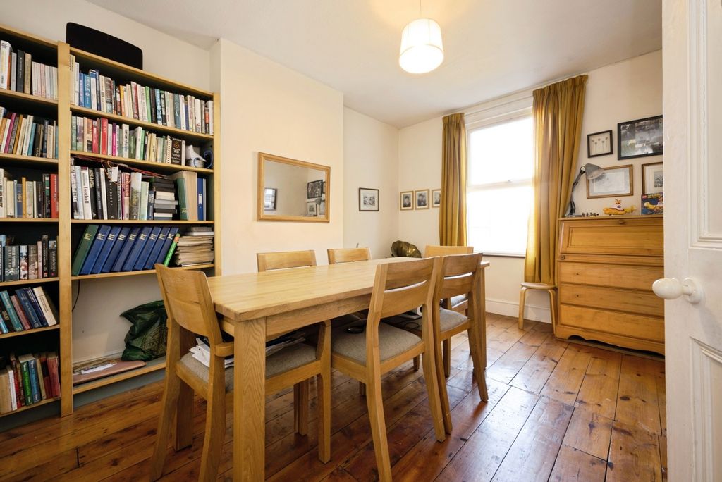 Property photo 3 of 13 Pbox-Img.Jpg