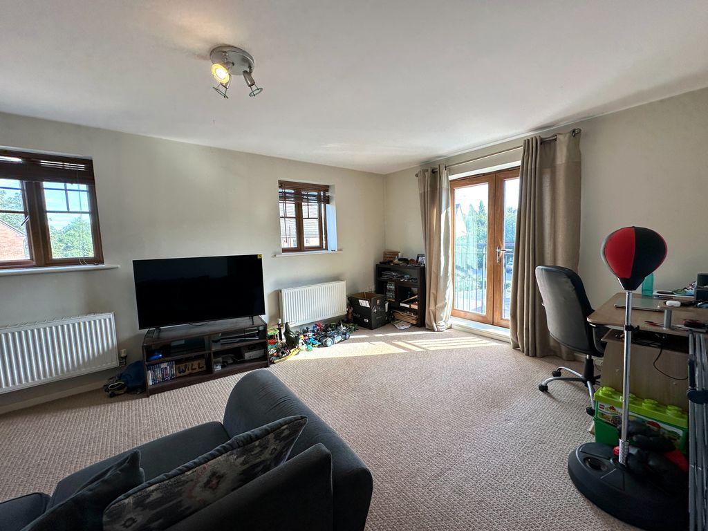 Property photo 3 of 7