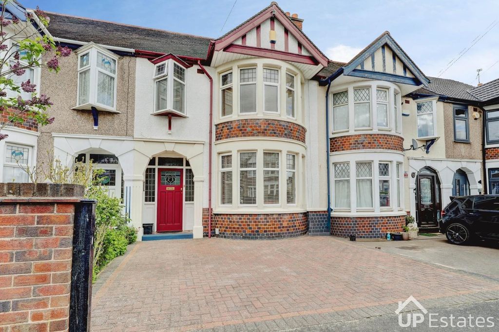 Property photo 1 of 19