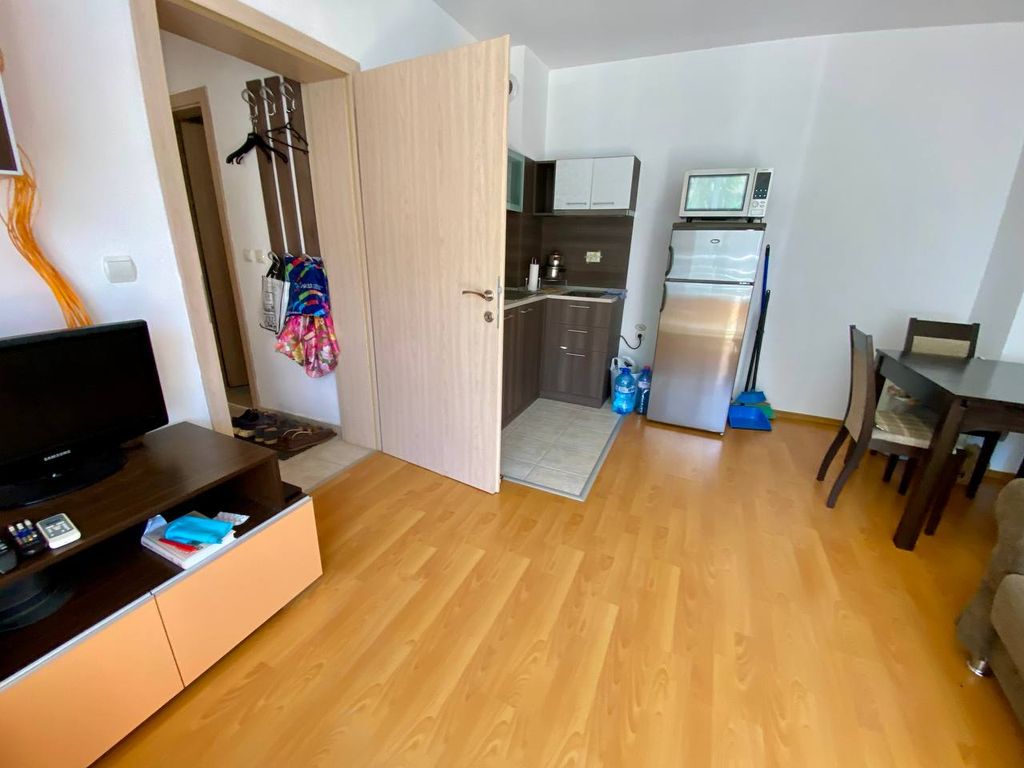 Property photo 3 of 16