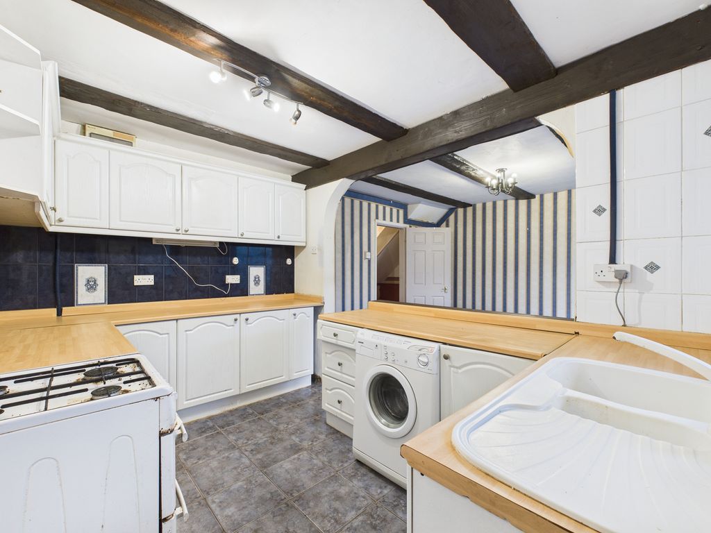 Property photo 2 of 22 Kitchen