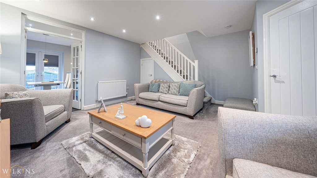 Property photo 3 of 32 Picture No. 12