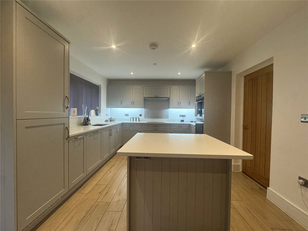 Property photo 3 of 9 Picture No. 05