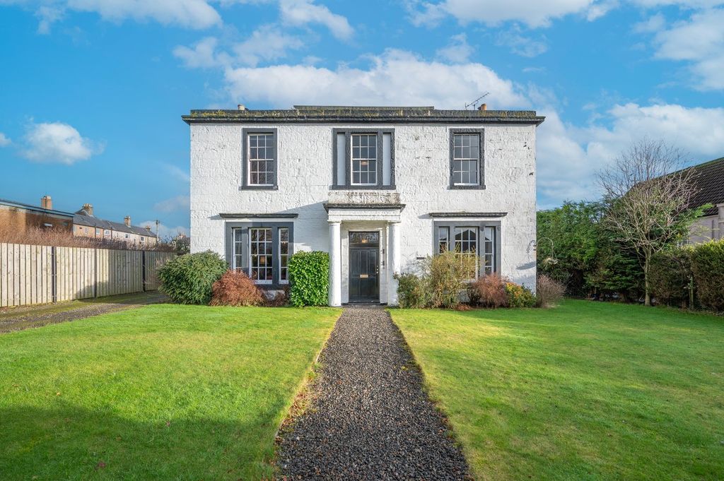 Property photo 1 of 44