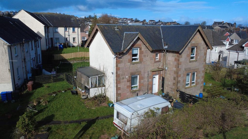 Property photo 2 of 4