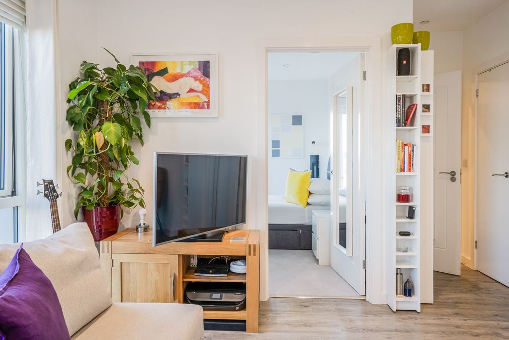 Property photo 3 of 22