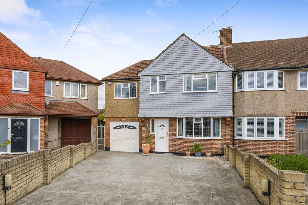 Property photo 1 of 22