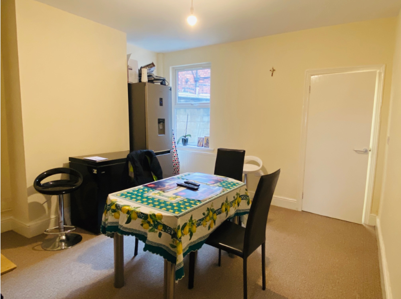 Property photo 3 of 7