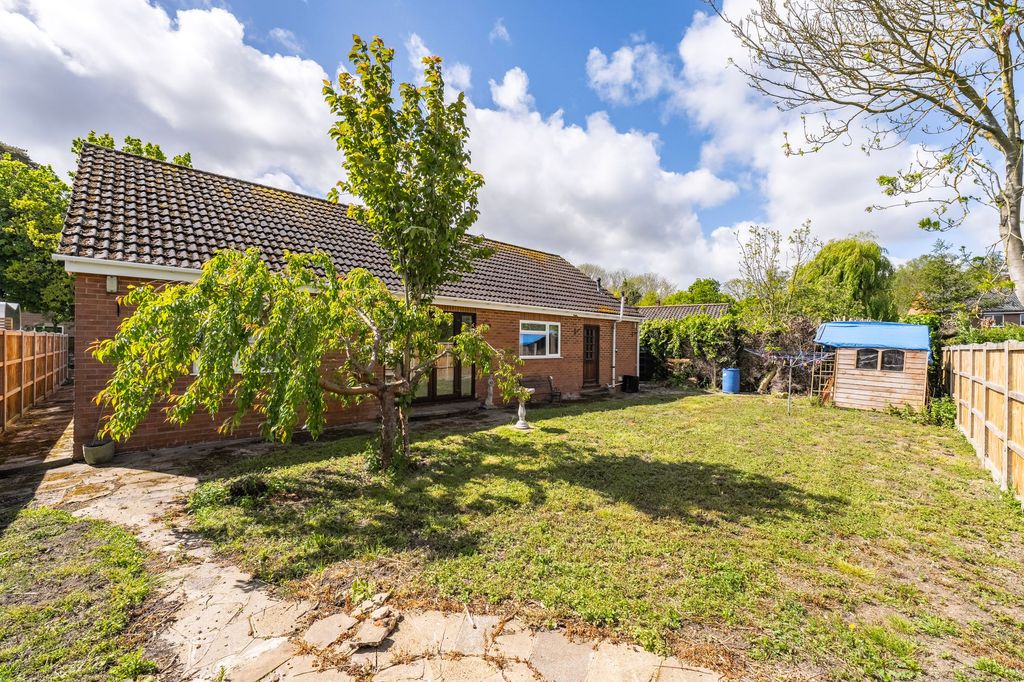 Property photo 2 of 14