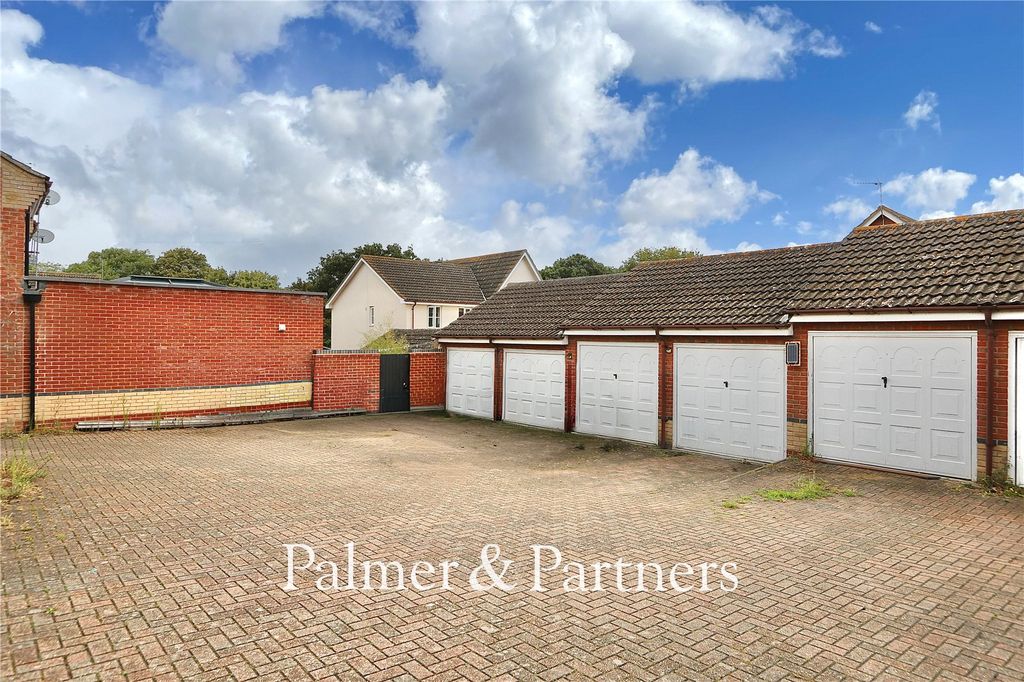 Property photo 2 of 21 Picture No. 05