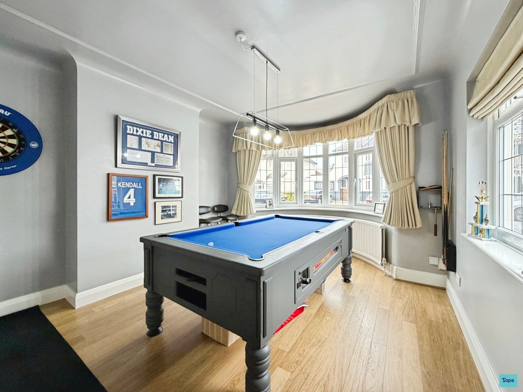 Property photo 3 of 35 11