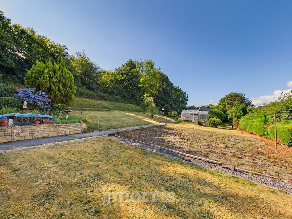 Property photo 3 of 40
