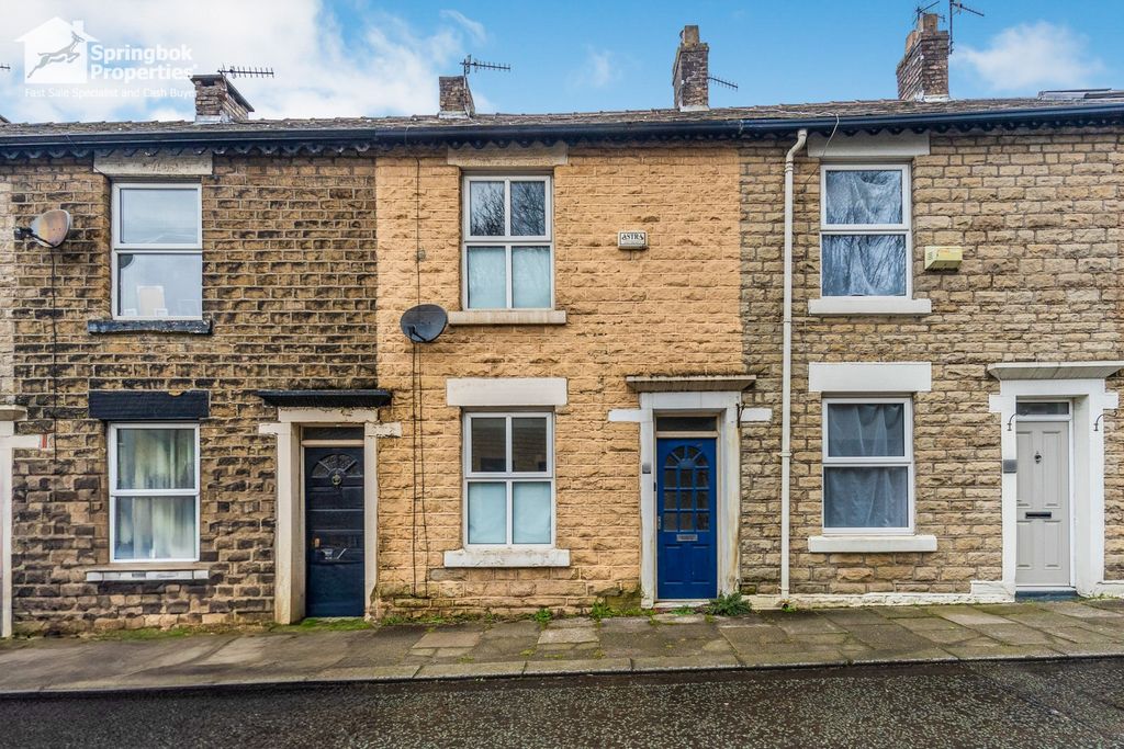 Property photo 1 of 16 Front View