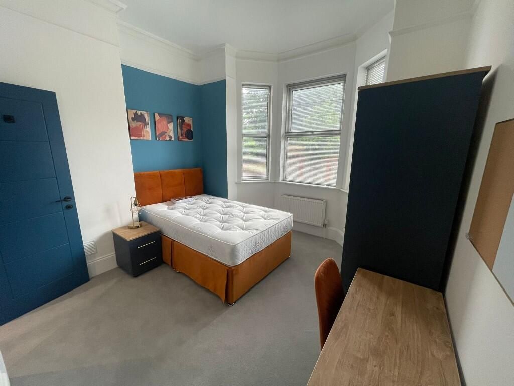 Property photo 1 of 4