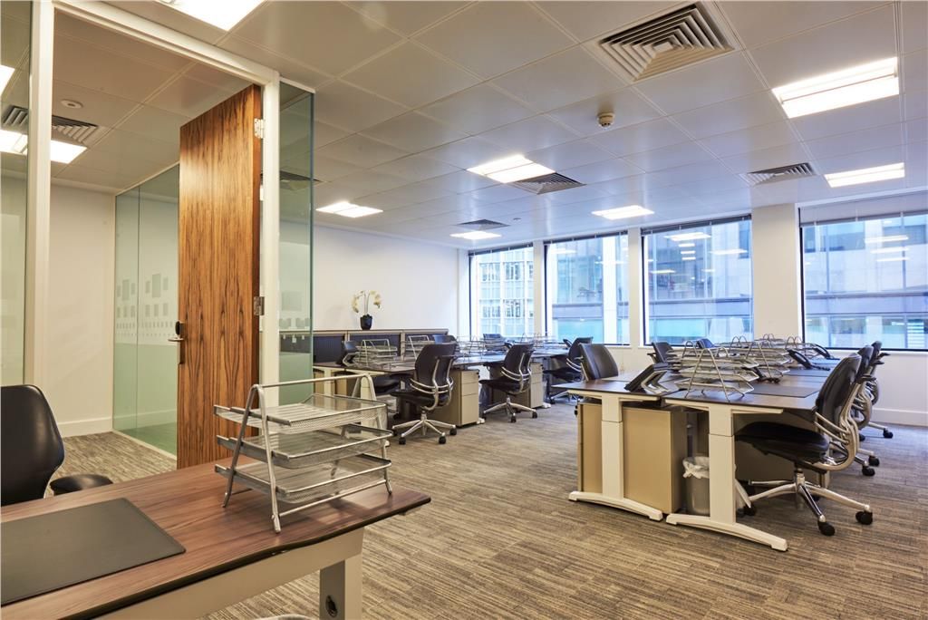 Property photo 3 of 7 Serviced Office To Rent In Lime Street City Of Lon