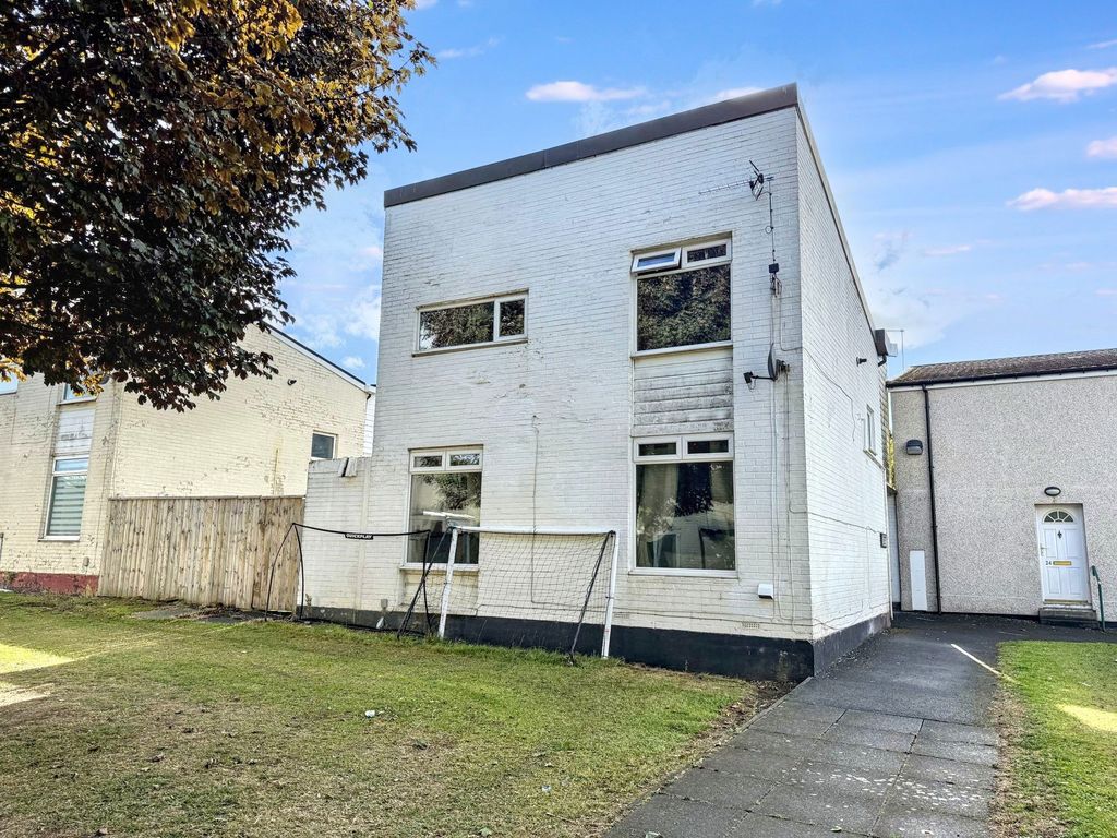 Property photo 1 of 20