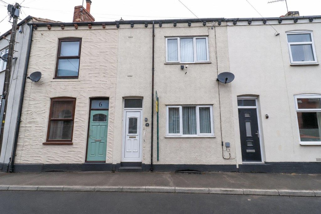 Property photo 1 of 10