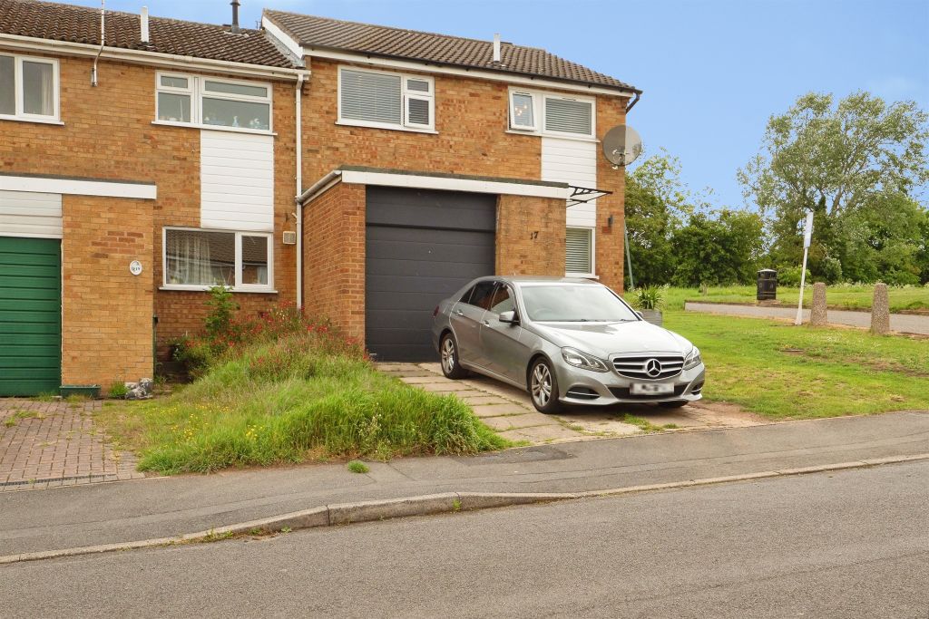Property photo 2 of 19