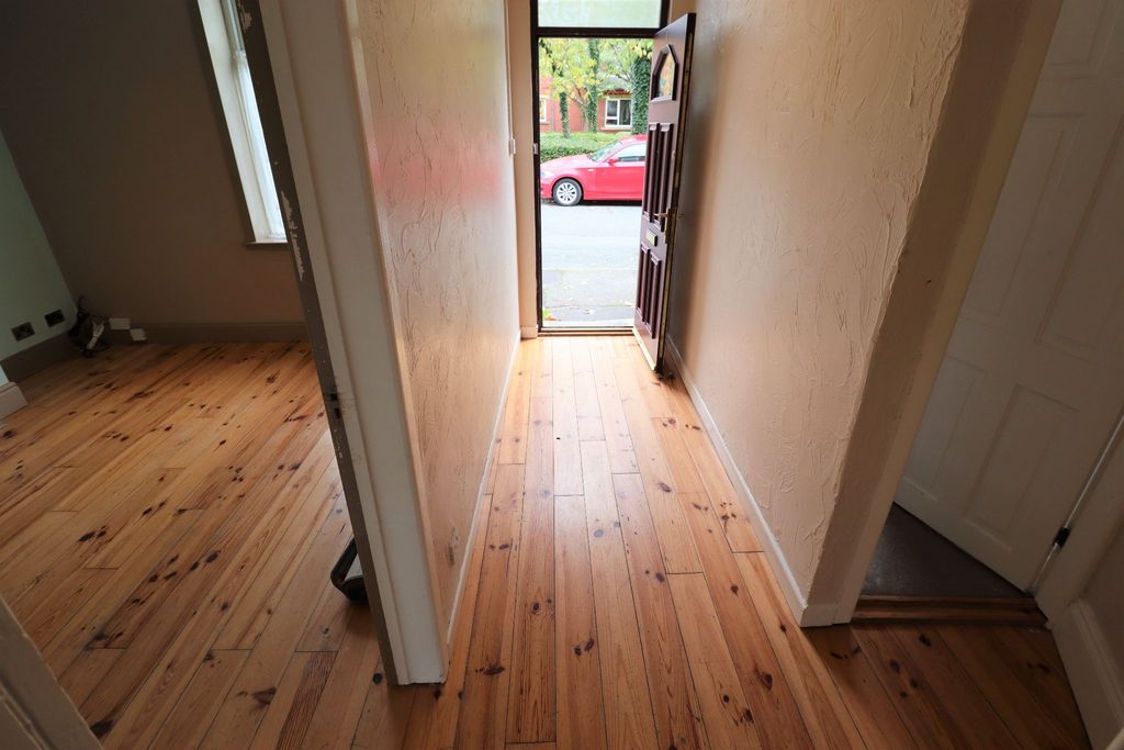 Property photo 3 of 16 Photograph 2