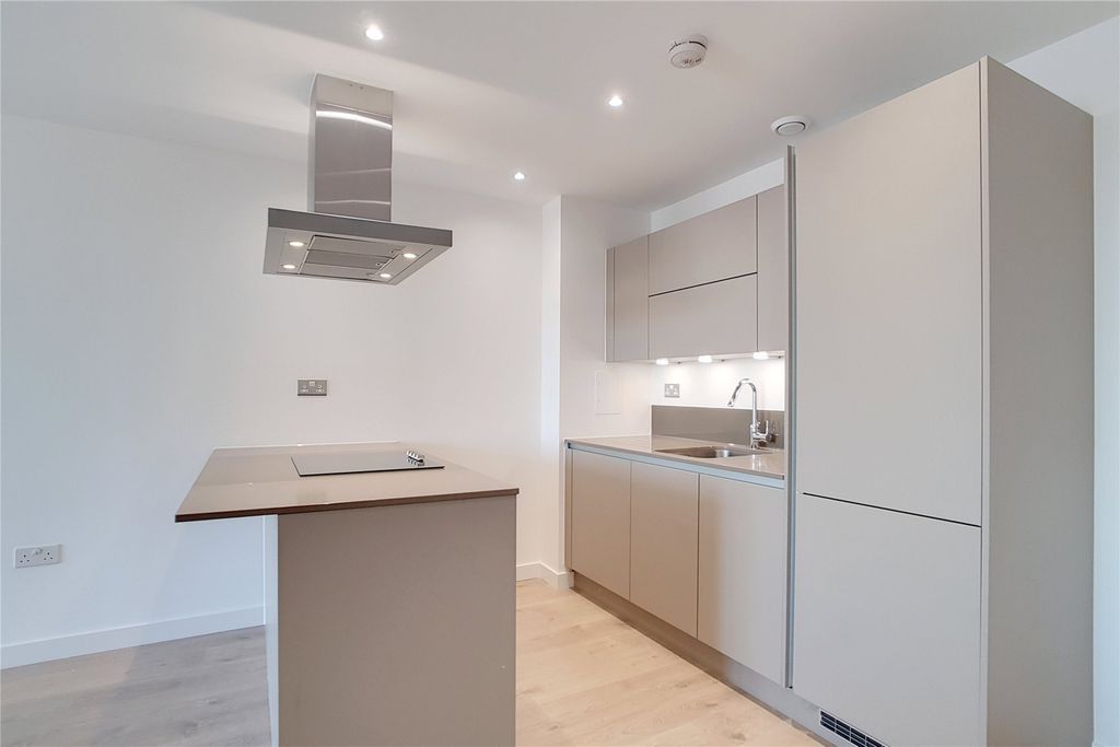 Property photo 2 of 16 Picture No. 04