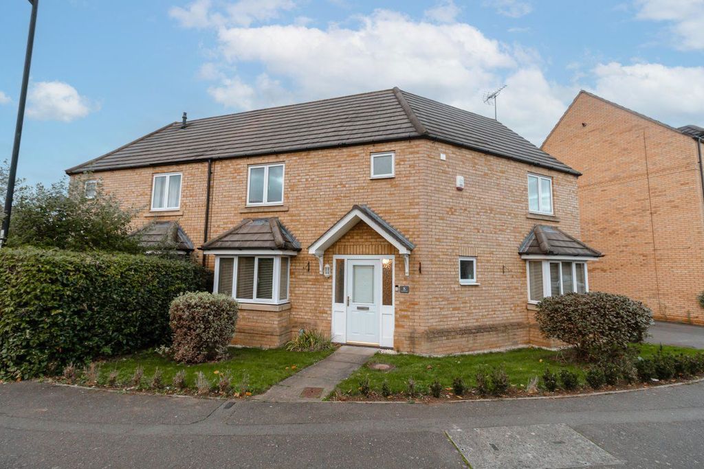 Property photo 2 of 19