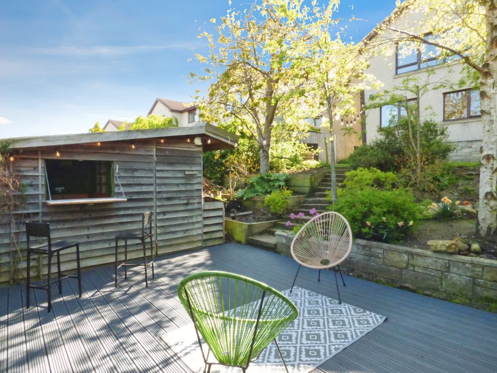 Property photo 2 of 35 Rear Garden