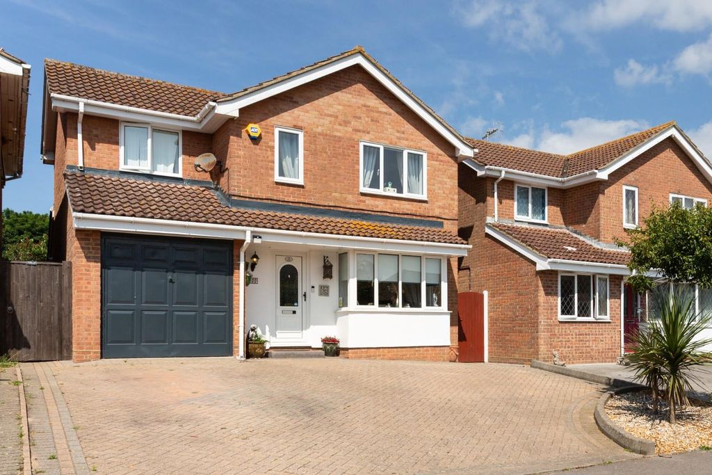 Property photo 1 of 20 Ambleside-20.Jpg