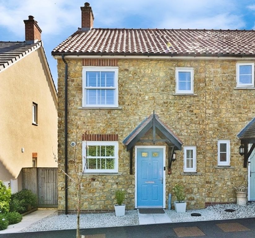 Property photo 1 of 19