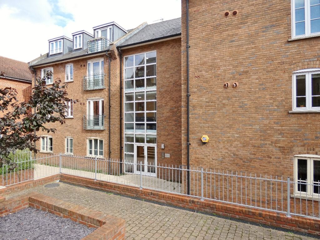Property photo 1 of 12