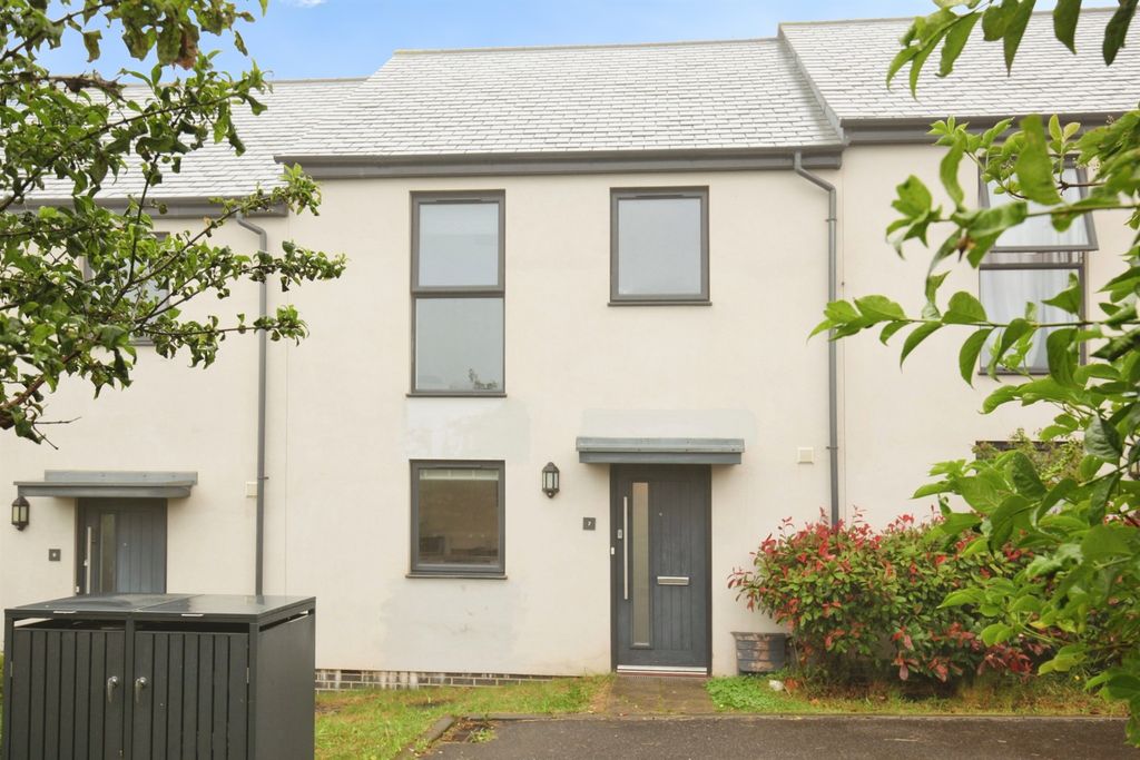 Property photo 1 of 21