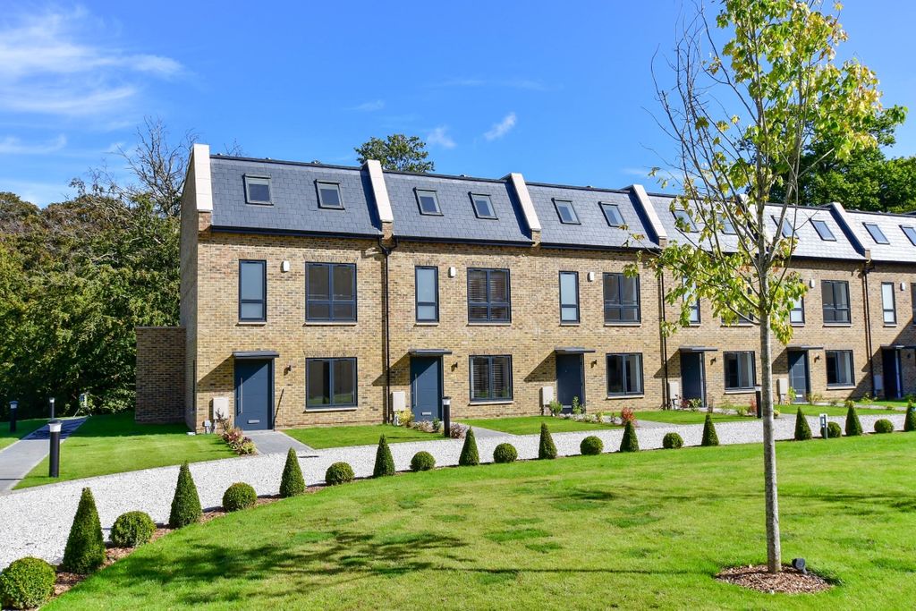 Property photo 1 of 11 901G61Td - Plot 2...