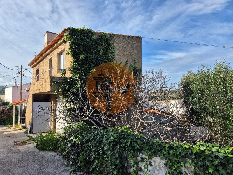 Property photo 1 of 38