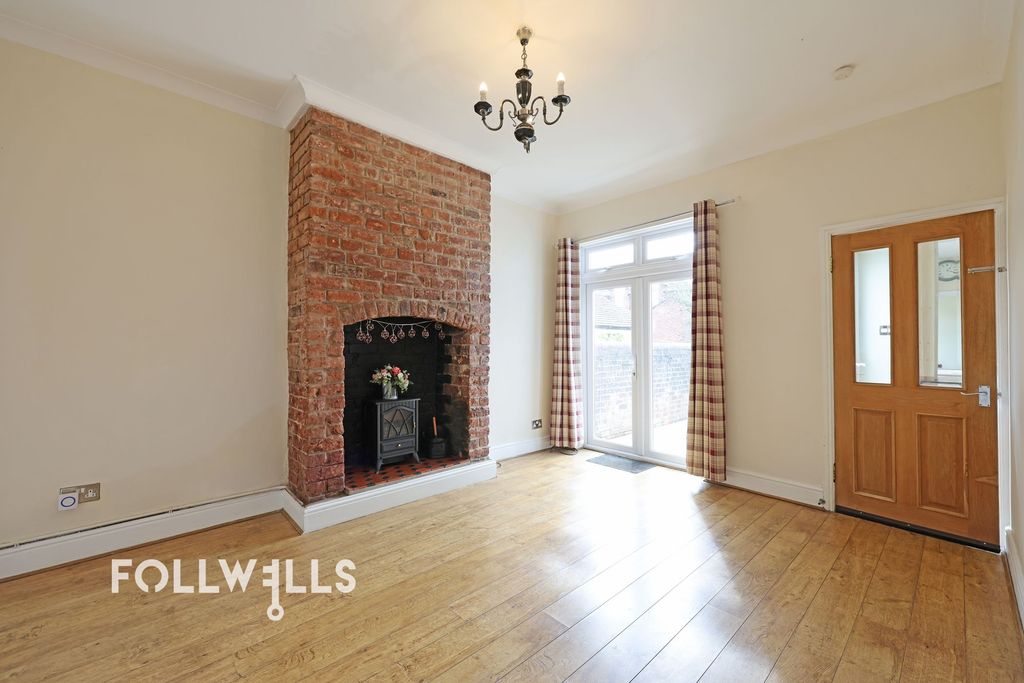 Property photo 2 of 22