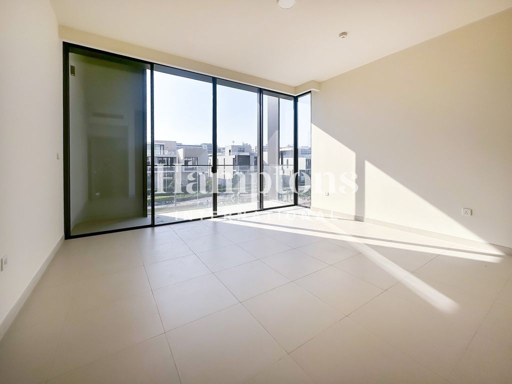 Property photo 3 of 11 Media 3