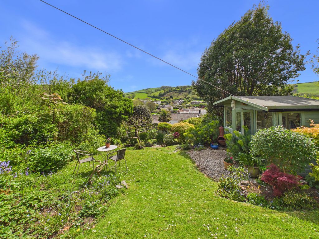 Property photo 3 of 28