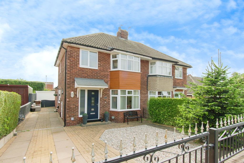 Property photo 1 of 20