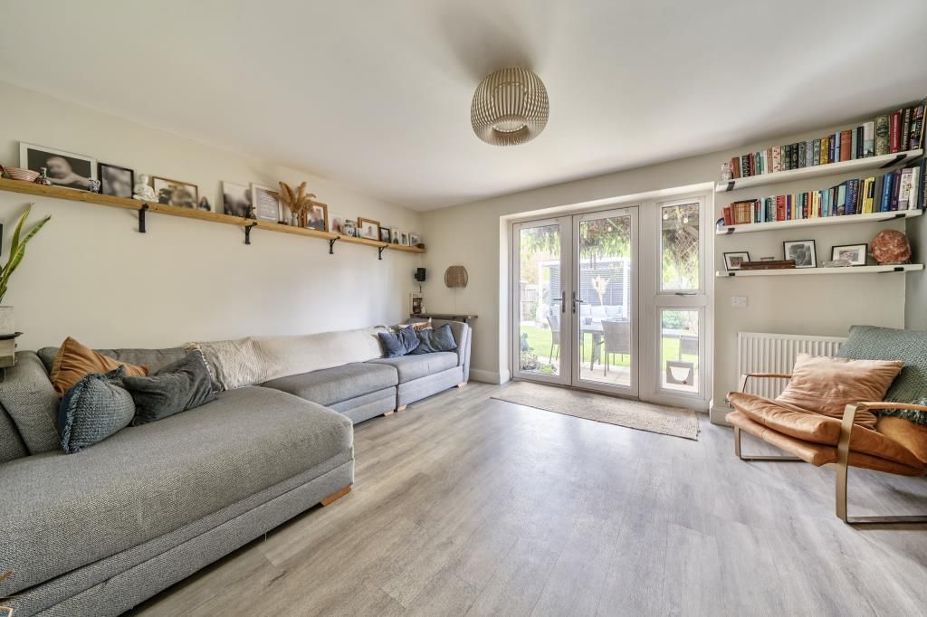 Property photo 3 of 20 Reception