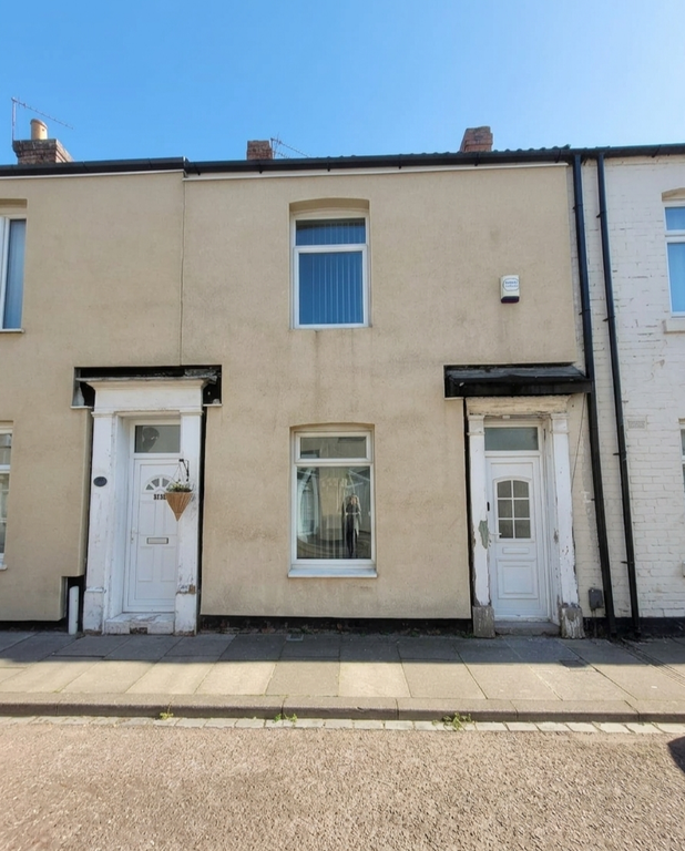 Property photo 2 of 11