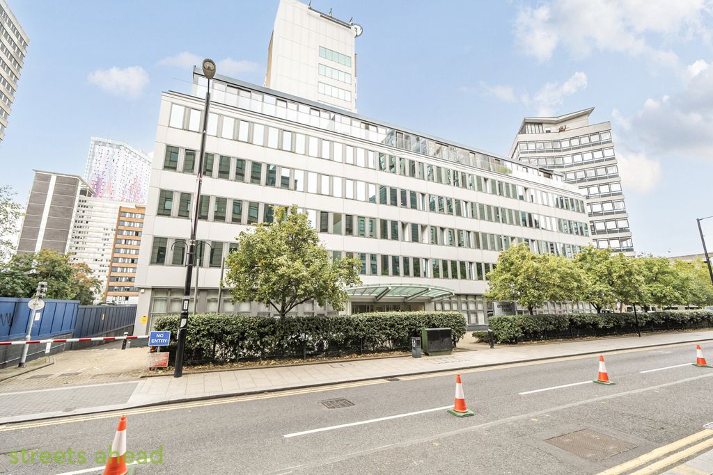 Property photo 1 of 12 Ec26A635-03Cf-4d9...
