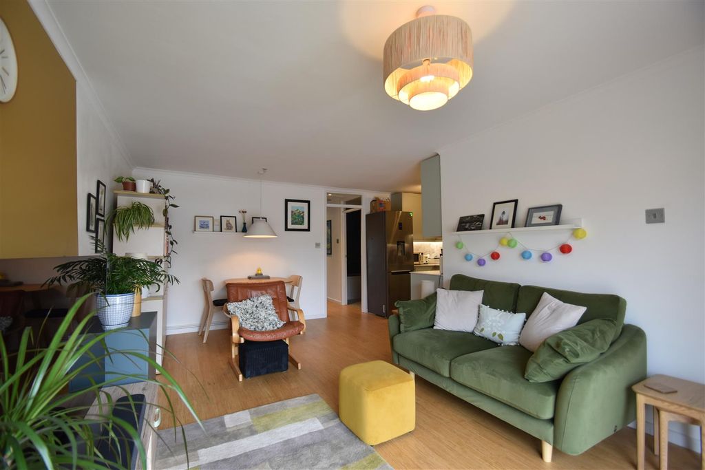 Property photo 2 of 11 2.Jpg